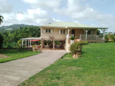 Charmant F4 sur Ducos / Morne vert